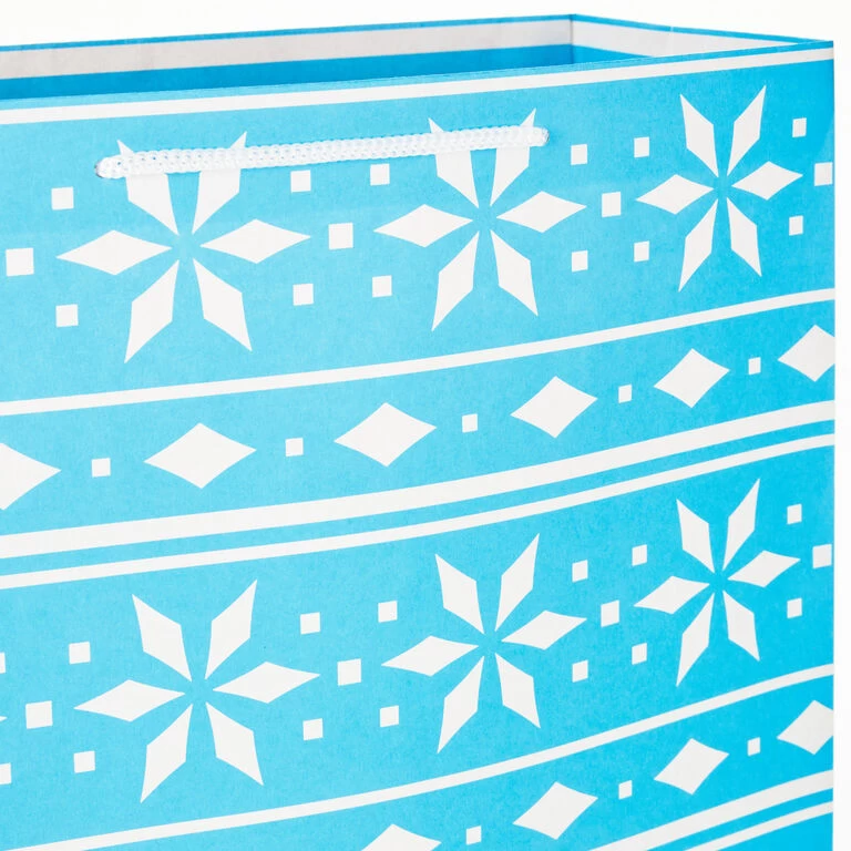 Hallmark Assorted Sizes And Designs 12-Pack Christmas Gift Bags - Image 4